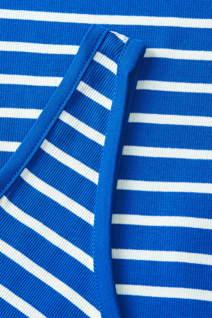 2X2 Cotton Stripe Kitty Top - Surf The Web/Vanilla Ice - Mads Nørgaard