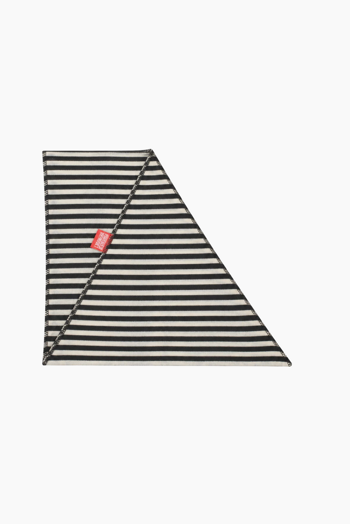 NPS Scarf Triangle Big Wool - Black/Ecru - Nørgaard på Strøget