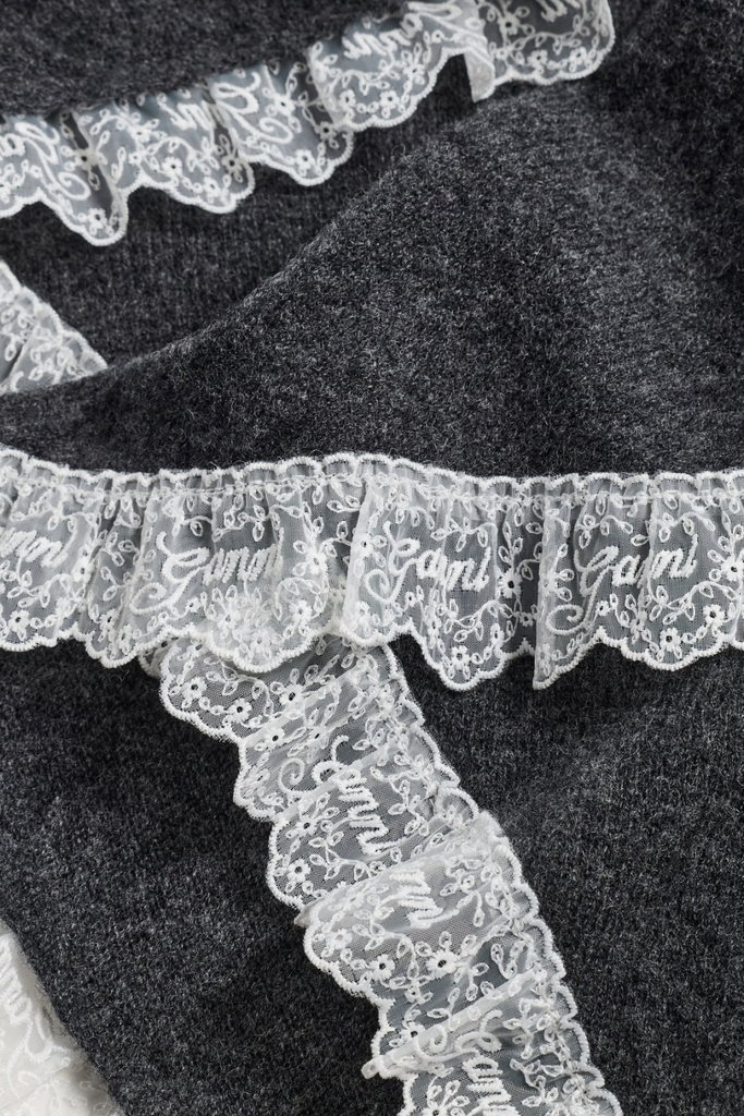 Wool Lace Triangular Scarf XXL - Phantom - GANNI