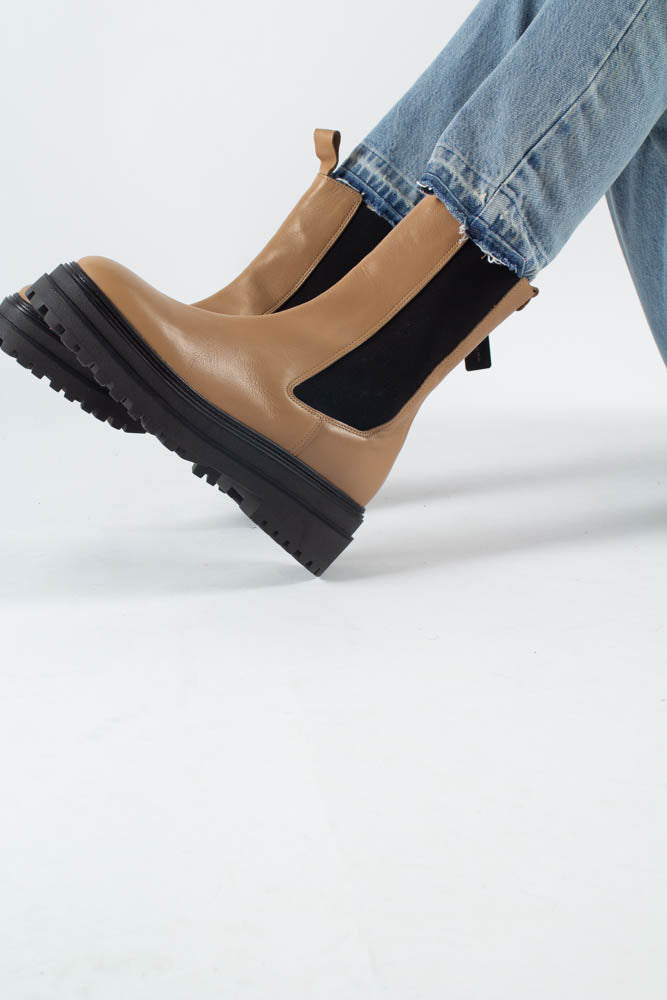 Catalina Chelsea Boot - Camel - Phenumb Copenhagen