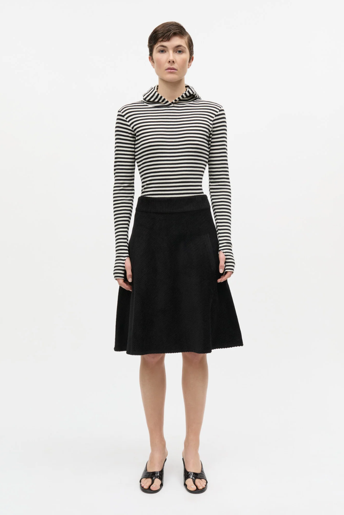 2x2 Cotton Stripe Tutti Hood - Black/Vanilla Ice - Mads Nørgaard
