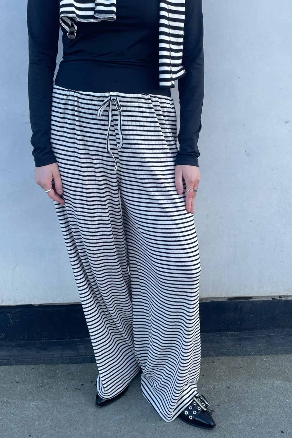 NPS Nova Pants Stripes - Ecru/Black - Nørgaard på Strøget