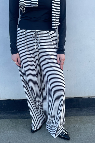 NPS Nova Pants Stripes - Ecru/Black - Nørgaard på Strøget