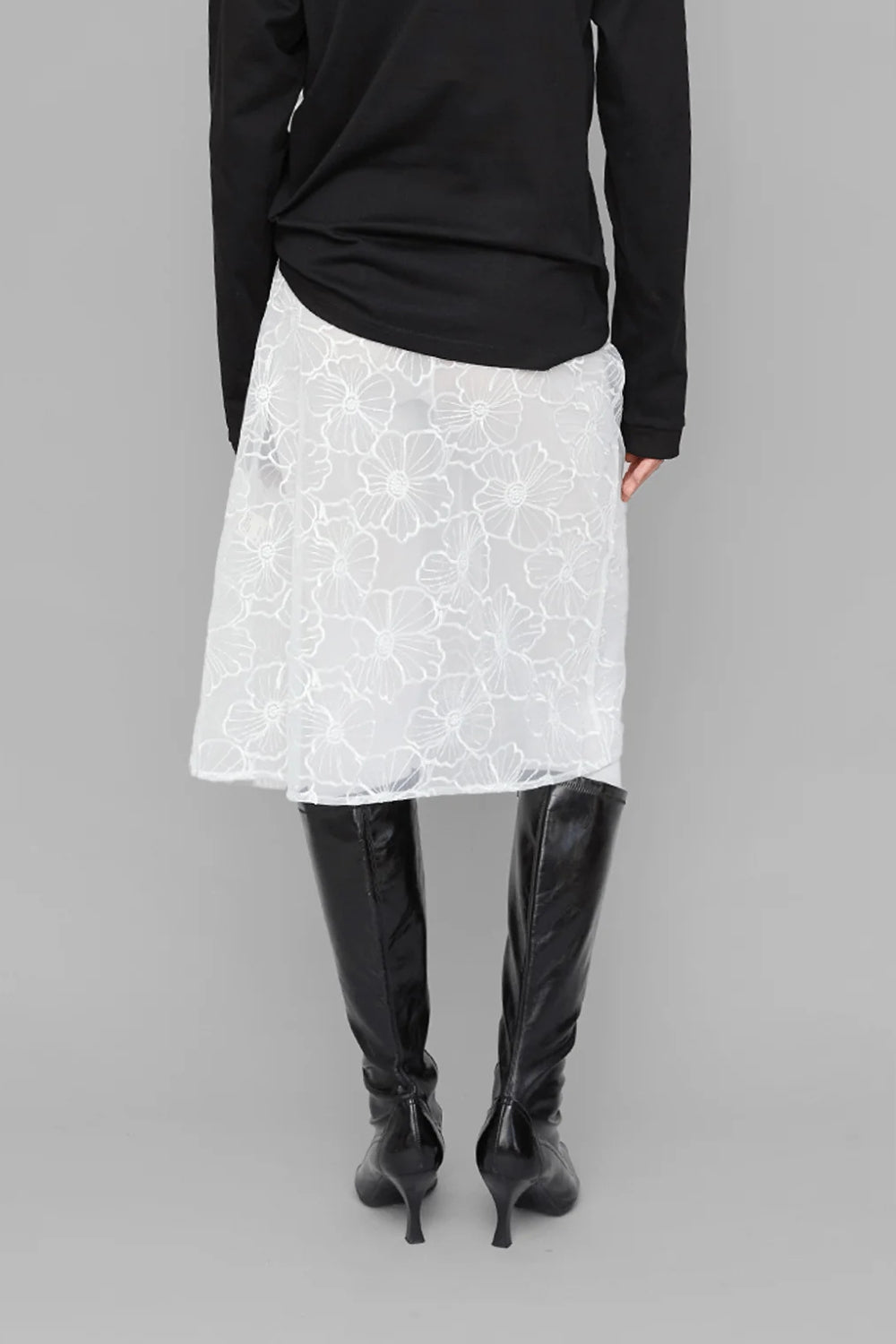 Alba Long Skirt - White - OpéraSPORT