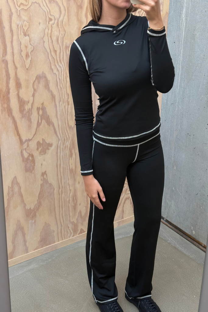 AliRS Hoodie Blouse - Black - Résumé