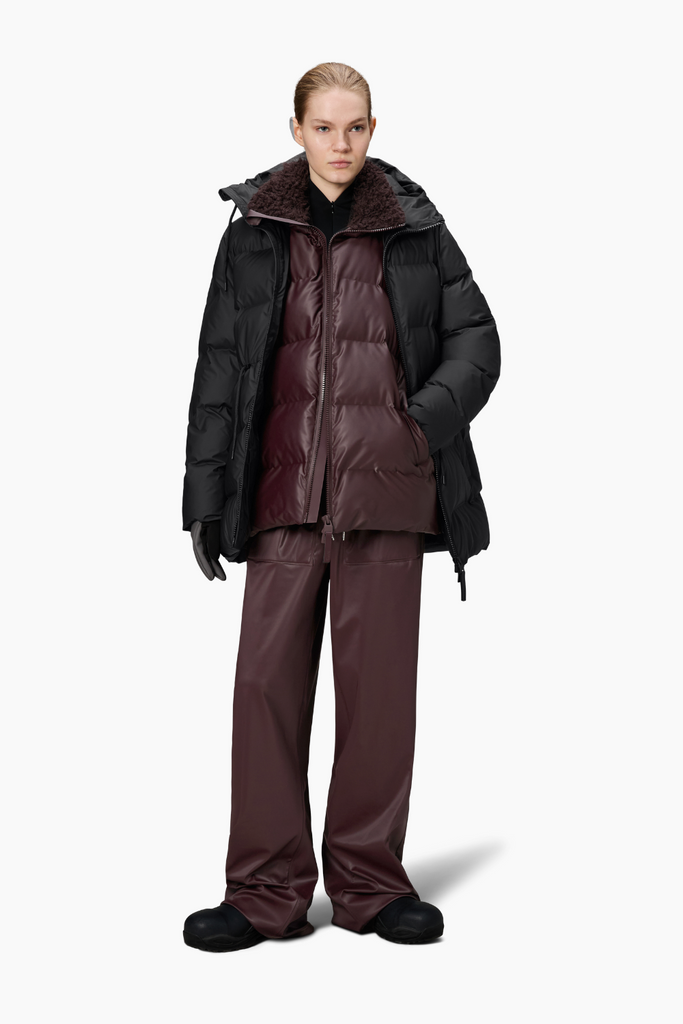 Alta Long Puffer String W Jacket W3T4 - Black - Rains