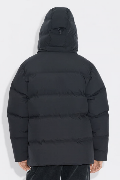Besseggen Down Jacket - Black - Holzweiler