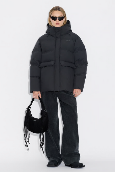 Besseggen Down Jacket - Black - Holzweiler