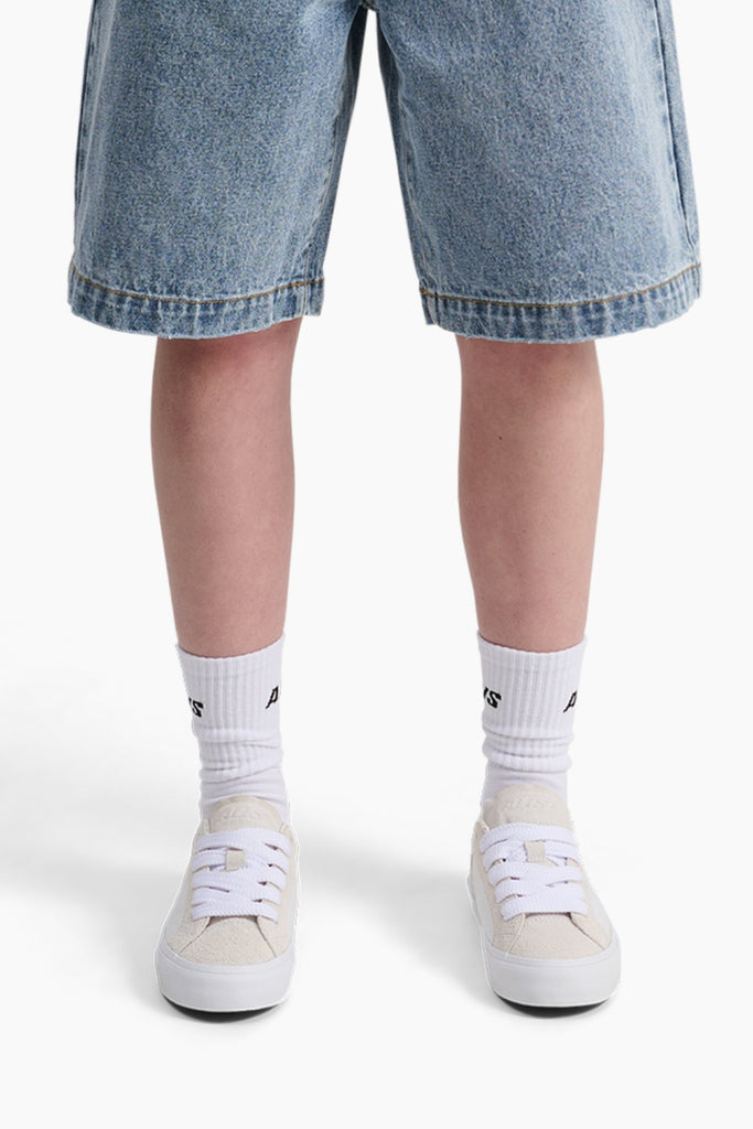 Birdy Essential Socks w/ Logo - White - ALIS