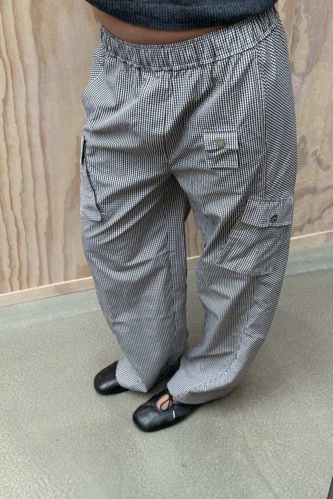 Check Cotton Cargo Pants A1080143 - Chicory Coffee - GANNI