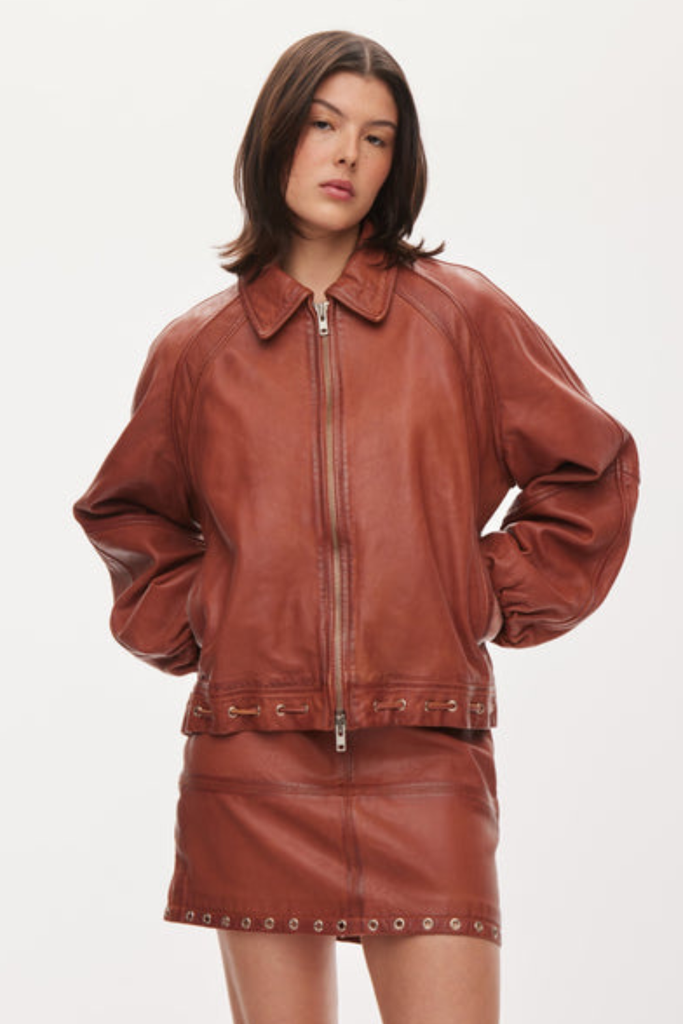 Eye Leather Bomber - Worn Warm Brown - Oval Square