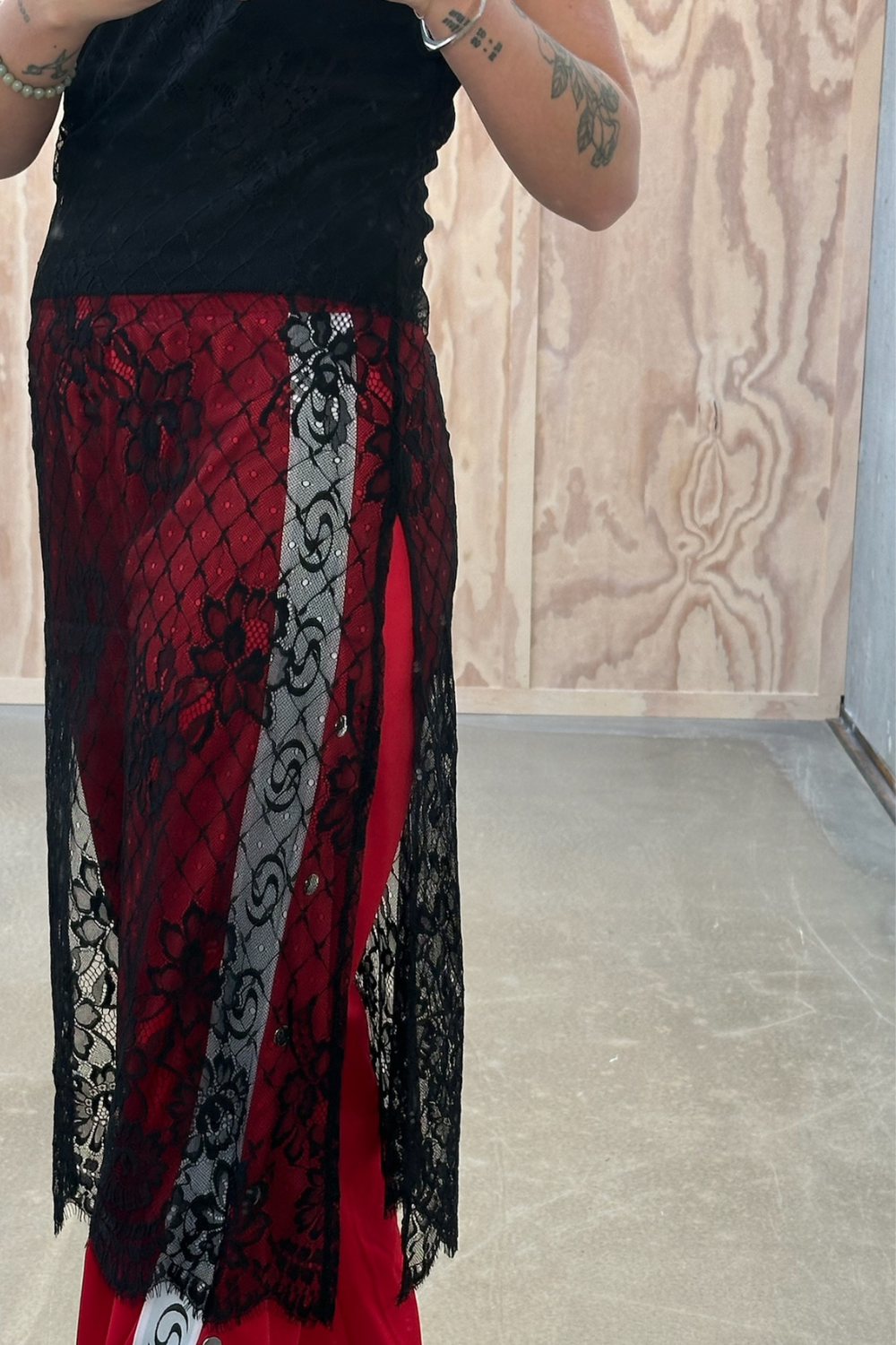 FloraRS Dress - Black - Résumé