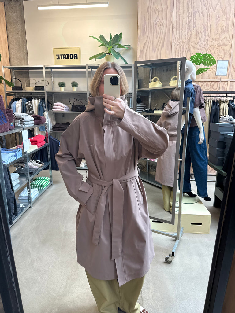 Flow Belt Jacket - Taupe - Holzweiler