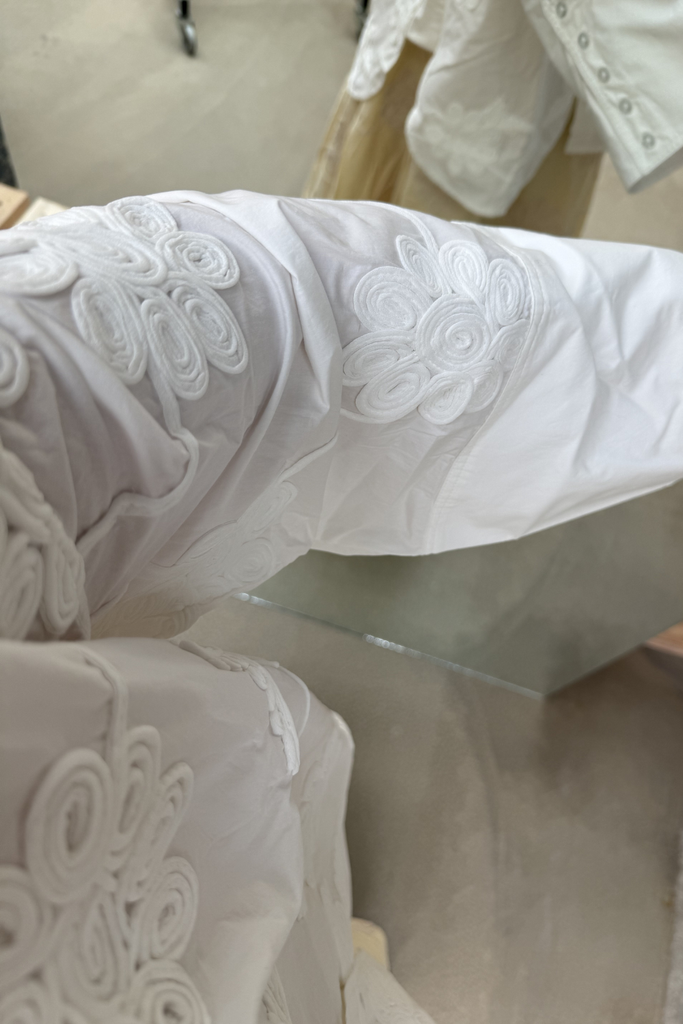 Flower Oversized Shirt - Bright White - Rotate