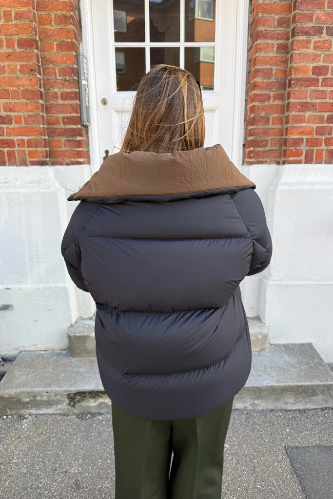 Future Nylon Quilt Puffer - Phantom - GANNI
