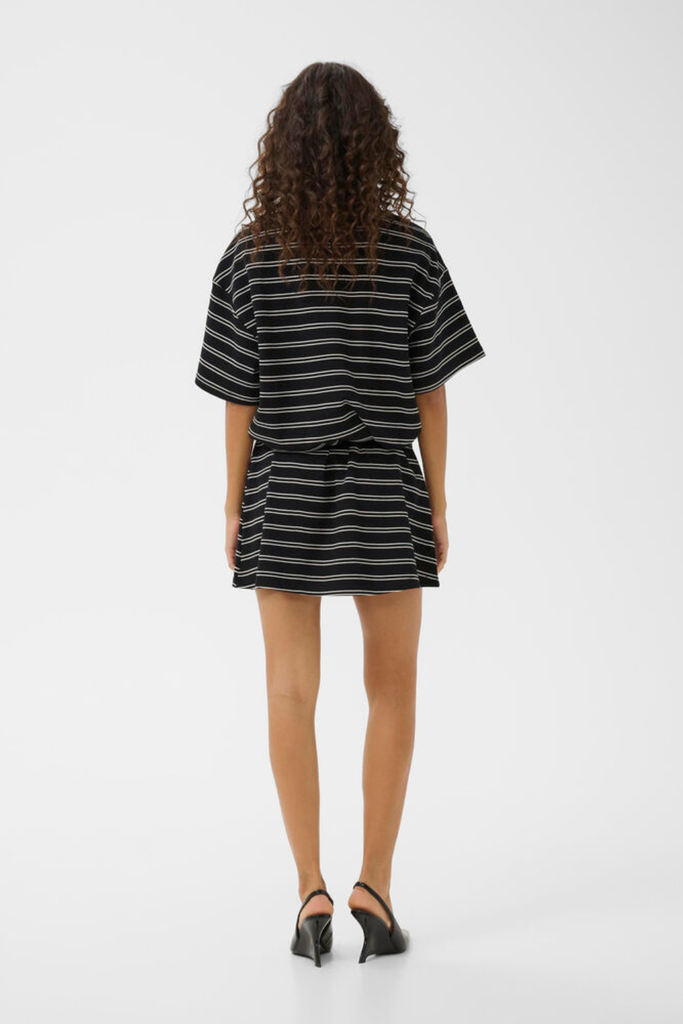 GZpilova Skirt - Black White Striped - Gestuz