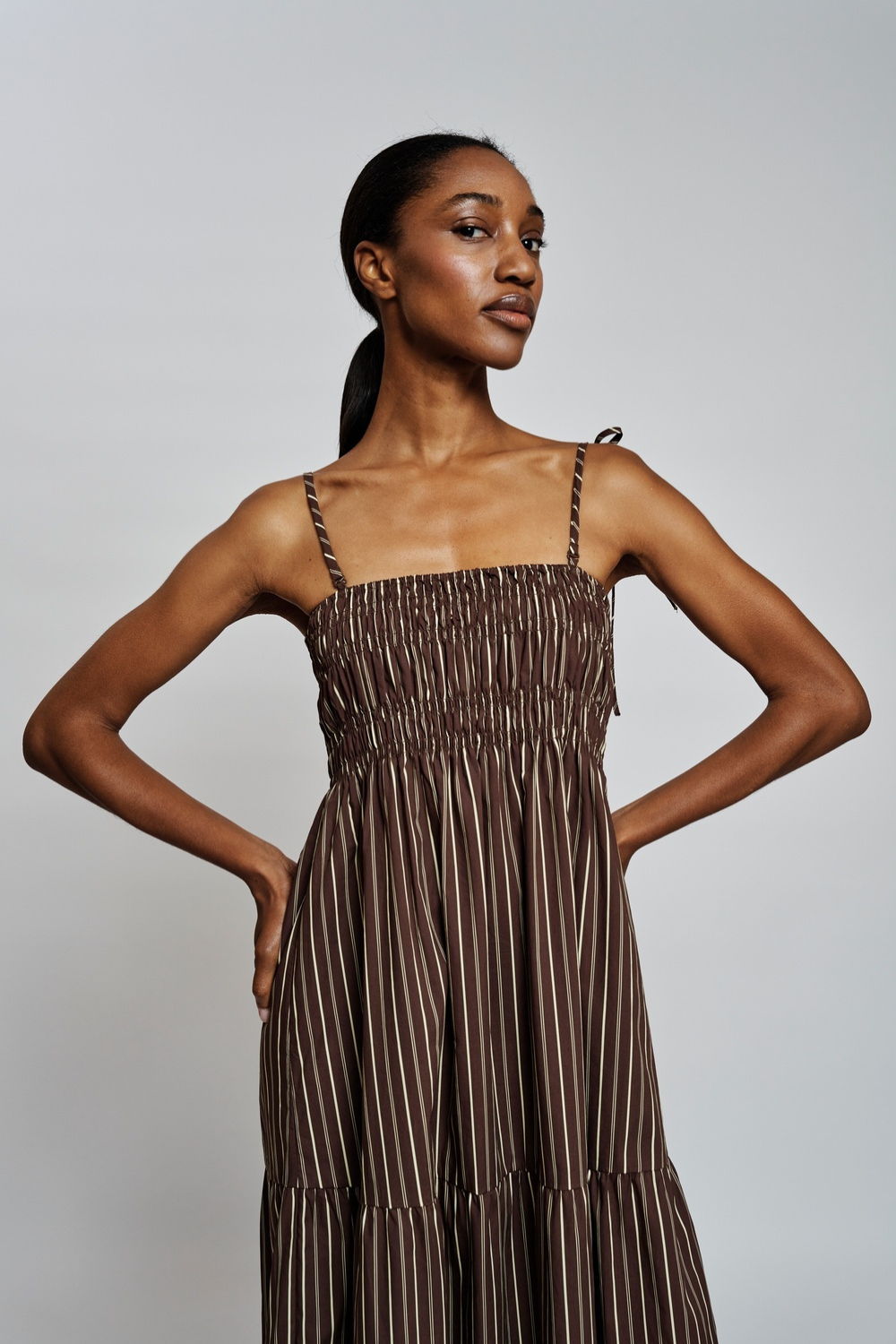 GigiRS Dress - Brown Stripe - Résumé