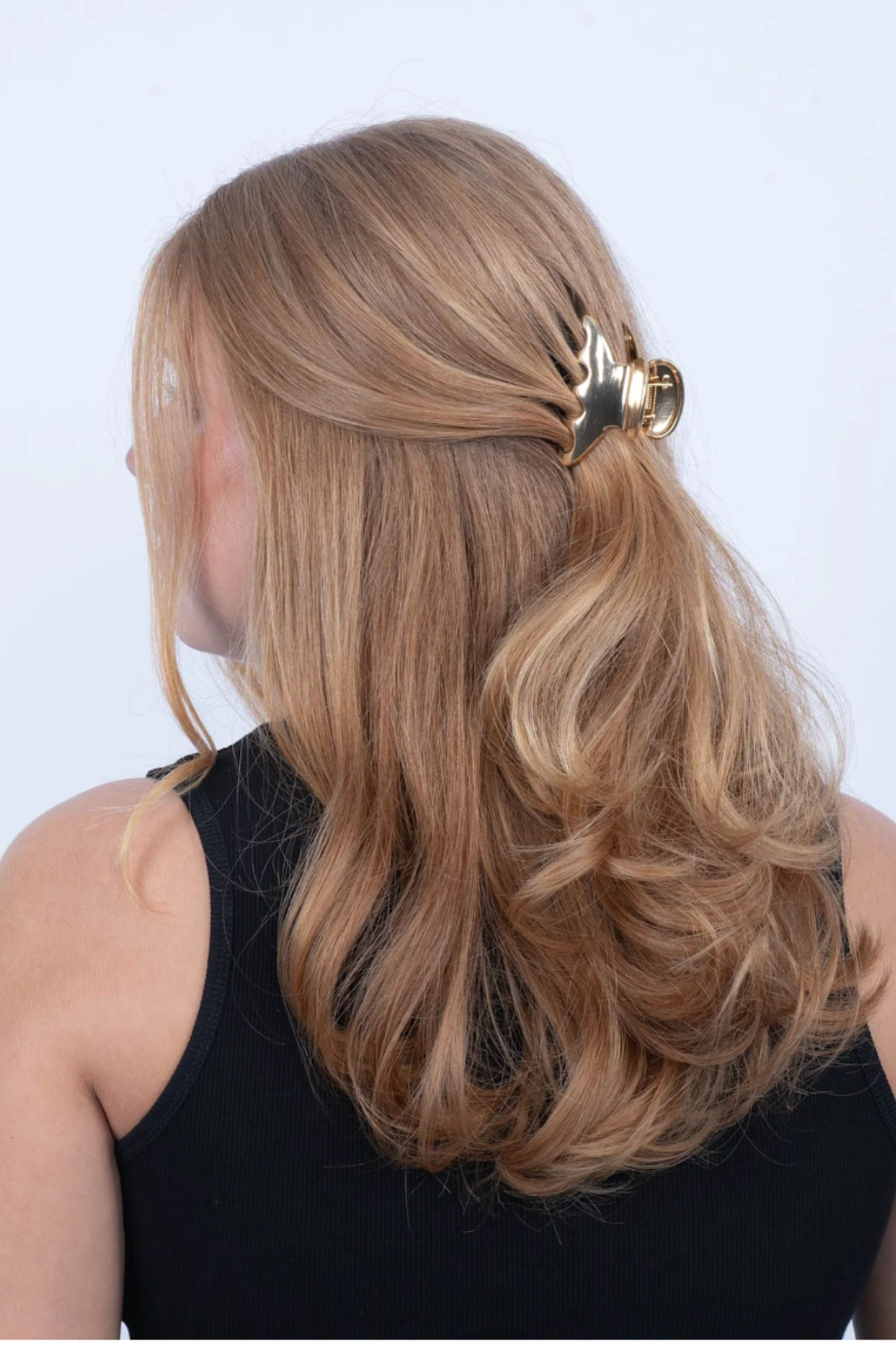 Glossy Hair Claw - Golden - Sui Ava