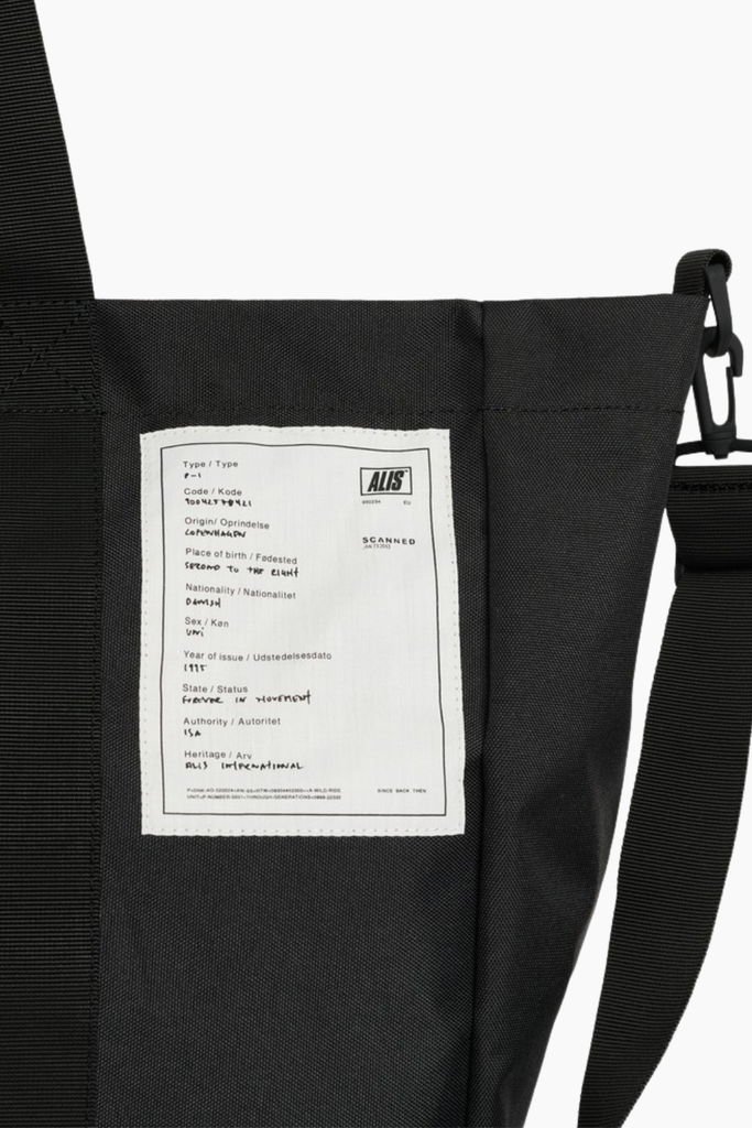 Hawk Weekend Tote Bag - Black - ALIS