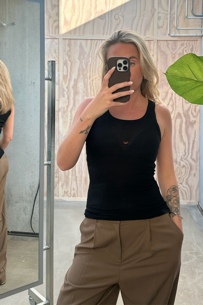 Heart Tank Cotton Rib - Black - Baserange