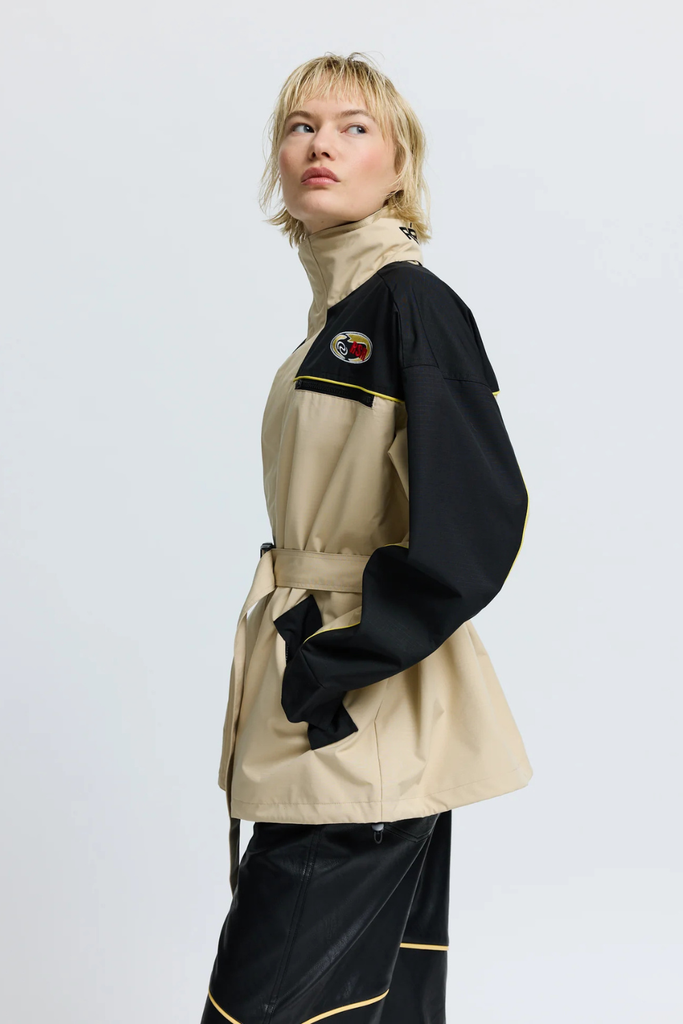 HesterRS Jacket - Sand - Résumé