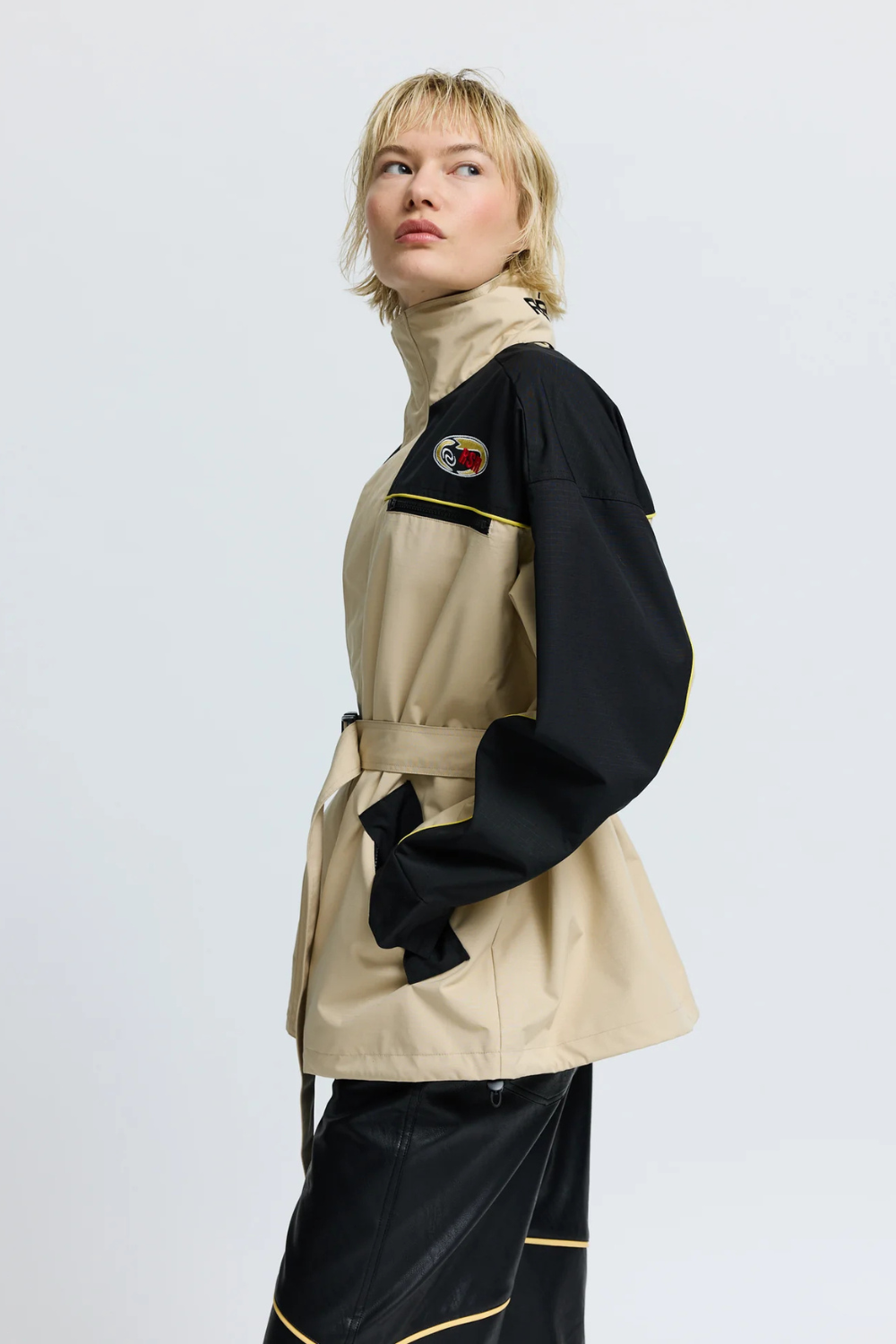 HesterRS Jacket - Sand - Résumé