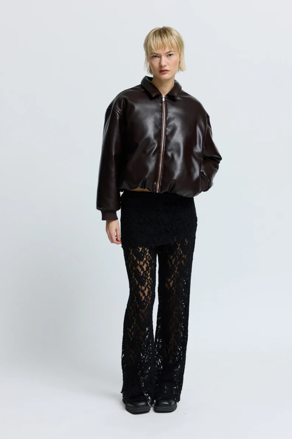 HiraRS Jacket - Dark Brown - Résumé