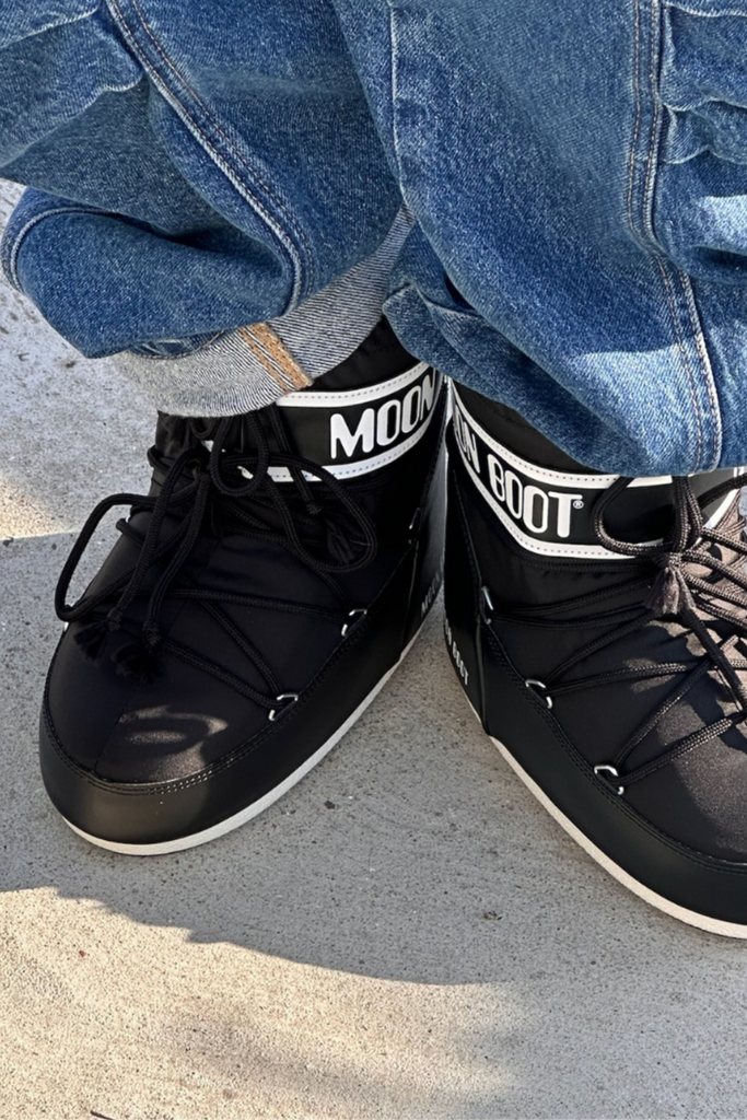 Icon Low Nylon Boots - Black - Moon Boot