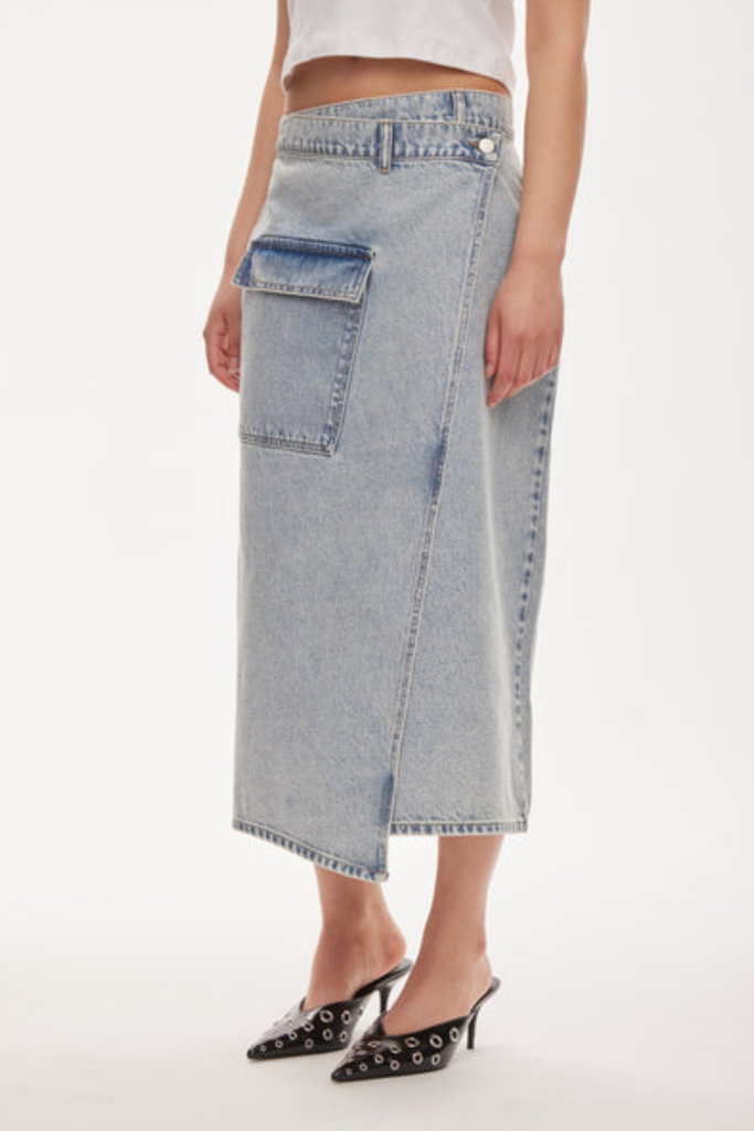 Isla Denim Skirt - Light Blue Wash - Oval Square