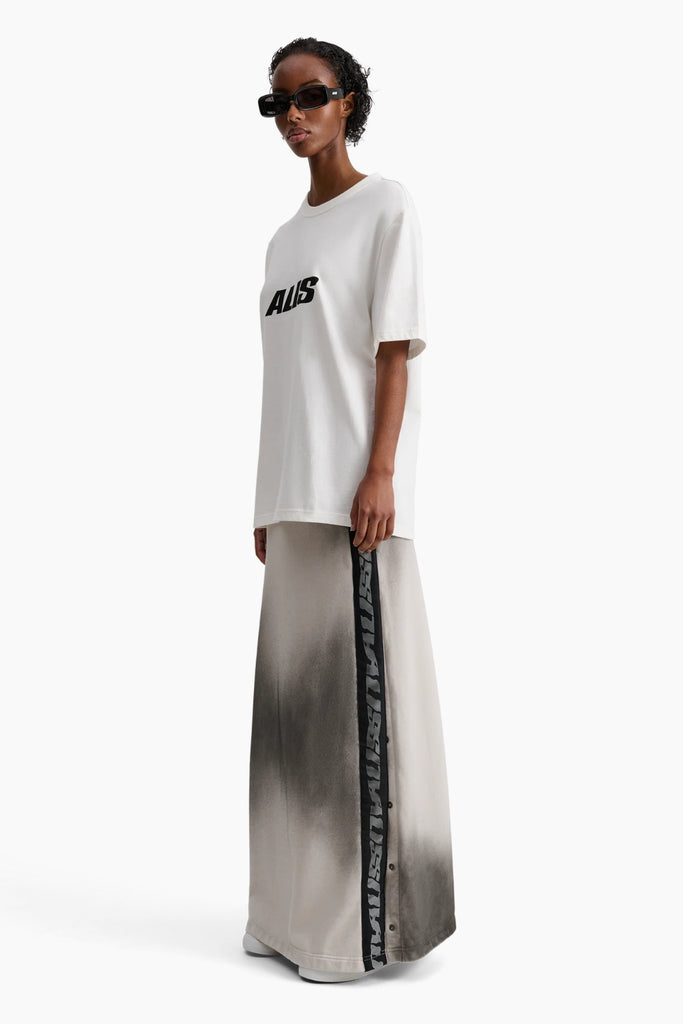 Jeron Essential T-shirt w/ Chest Logo - Solid White - ALIS