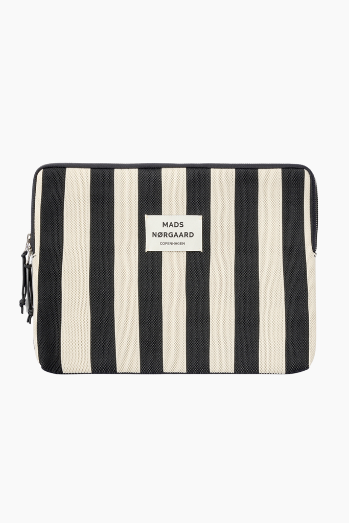 Knit Stripe Computer Sleeve Small - Black - Mads Nørgaard