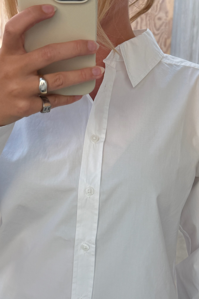 Liv Shirt - White - byQNTS