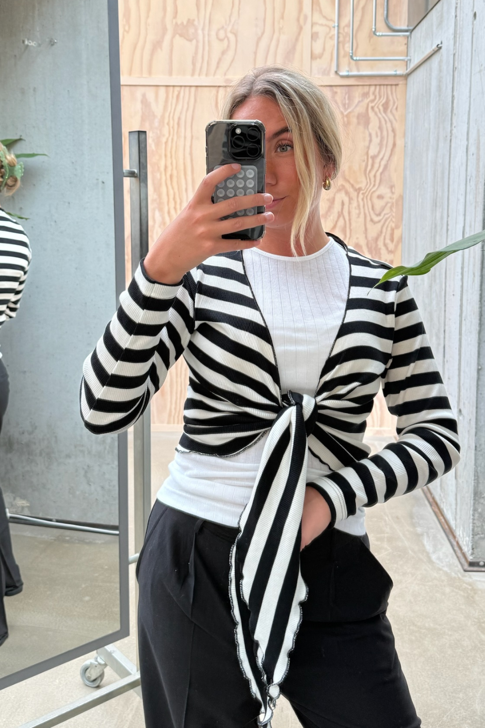 NPS Wrap Top Stripe - Black/Ecru - Nørgaard på Strøget