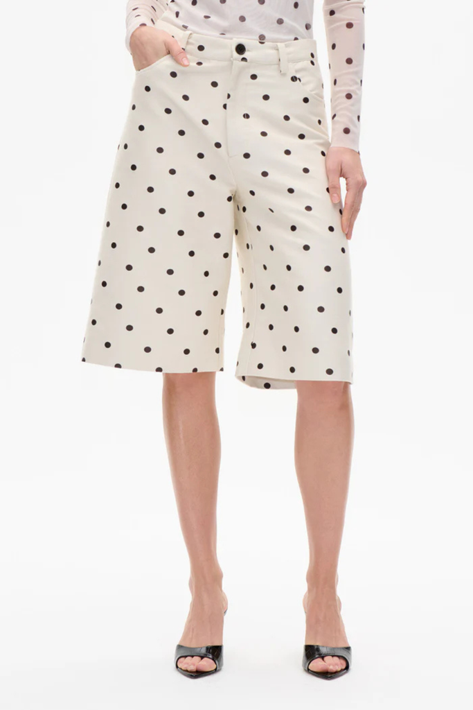Nianne Shorts - Egret Creme Dot - Baum und Pferdgarten