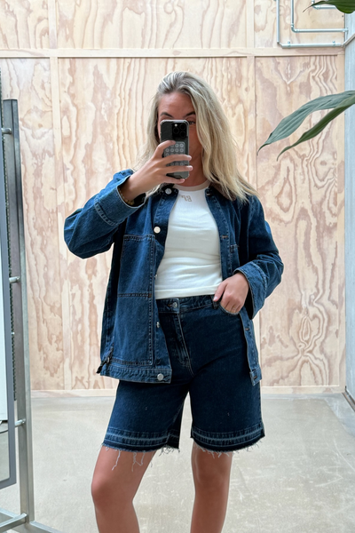 Nolie Shorts - Dark Blue Denim - Baum und Pferdgarten