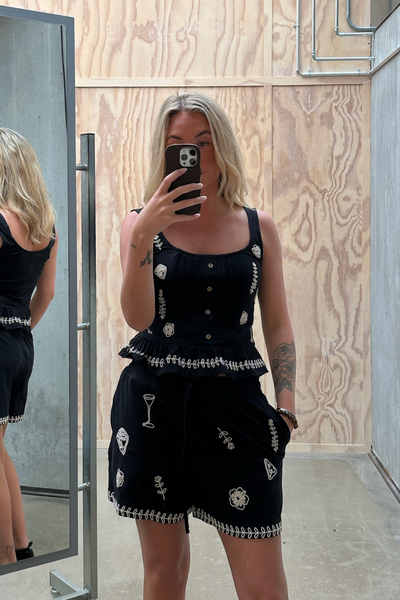 Objminna S7L Embroderet Top - Black - Object