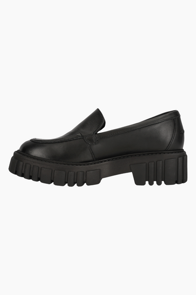 Page Loafer D - Black Leather - Clarks