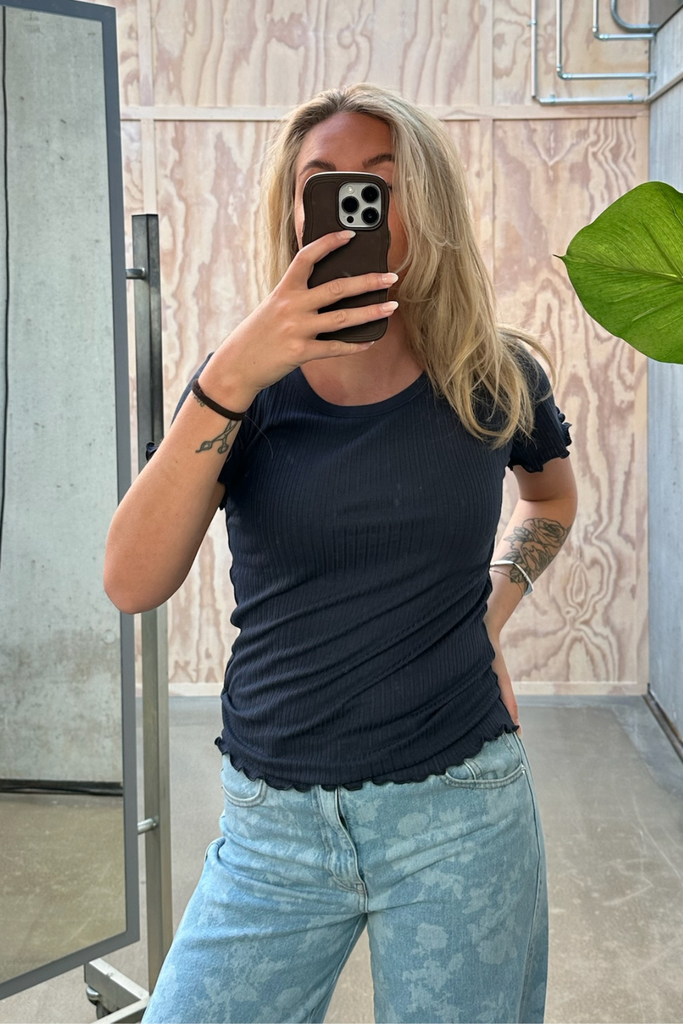 Pointella Trixy Tee - Pariasian Night - Mads Nørgaard