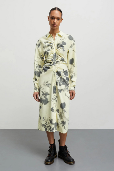 Poplinea Iris Dress AOP - Ink Flower AOP/ Tender Yellow - Mads Nørgaard-1