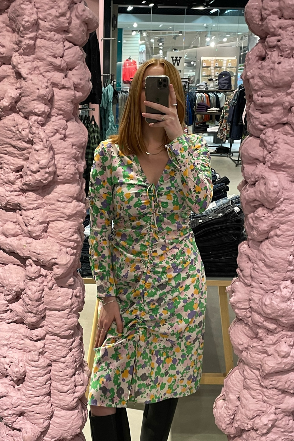 Aditri Dress - Garden - Baum und Pferdgarten