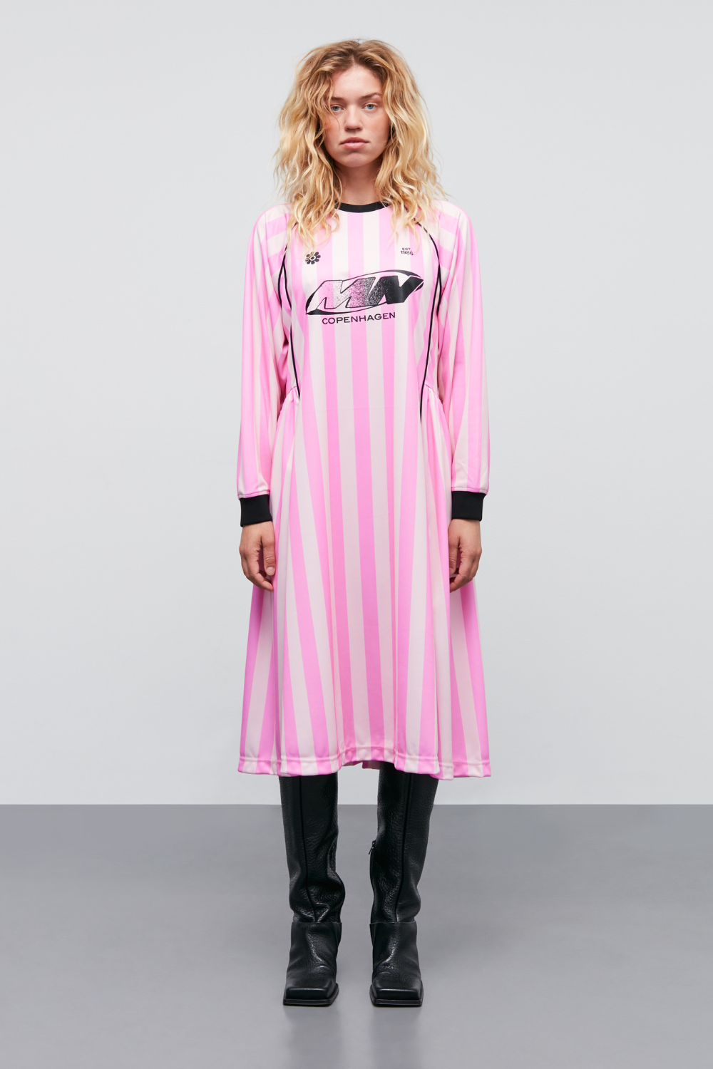 Shiny Sport Debbie Dress - Begonia Pink/Blushing Bride - Mads Nørgaard