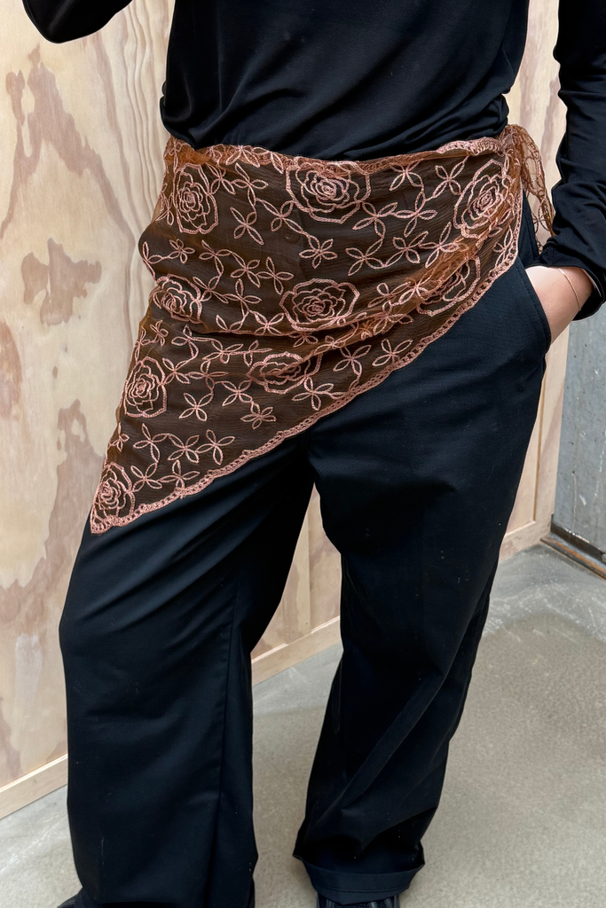 Sille Lace Scarf - Brown - byQNTS