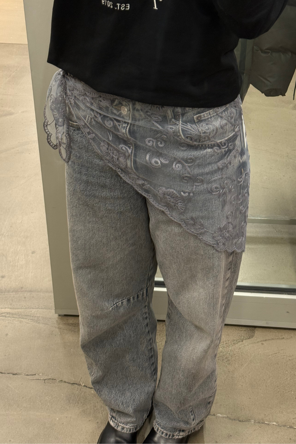 Sille Lace Scarf - Grey - byQNTS