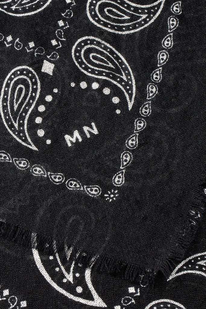 Soft Wool Self Scarf - Paisley AOP/Black - Mads Nørgaard