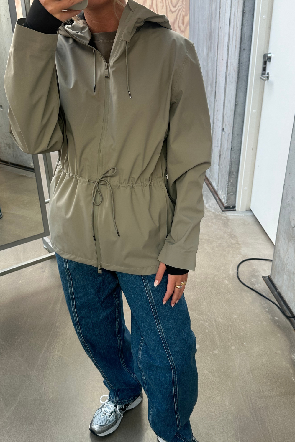 Suva Hardshell String W Jacket W3 - Drift - Rains