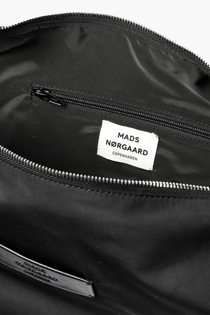 Tian Morrigan Crossbody Bag - Black - Mads Nørgaard