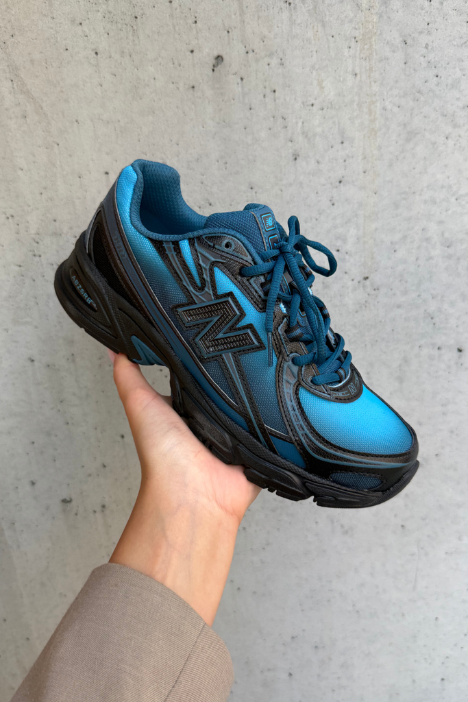 U7402CJ - Streamsong/Black - New Balance