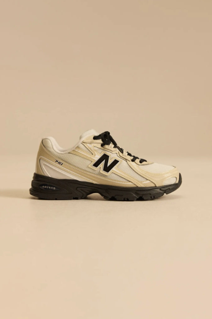 U740400 - Timberwolf/BN 103 White - New Balance