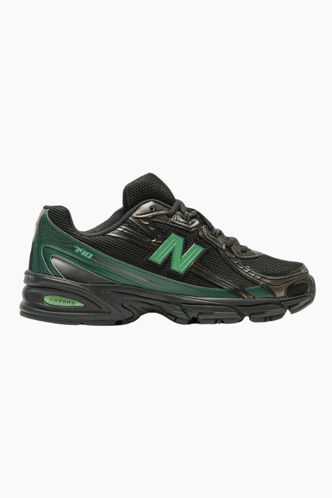 U7407T3 - Black/Nordic Green - New Balance
