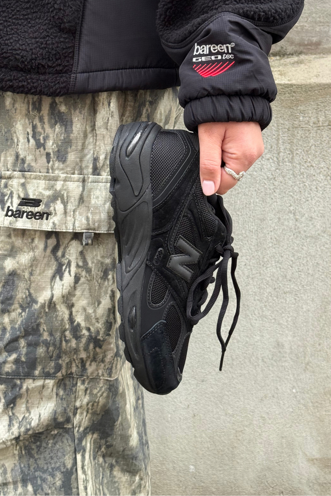 U880R3PC - Black/Black - New Balance